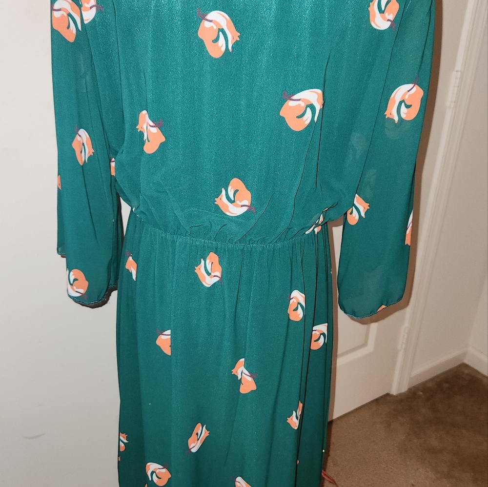 PRETTY DRESS !! - Picture 5 of 6